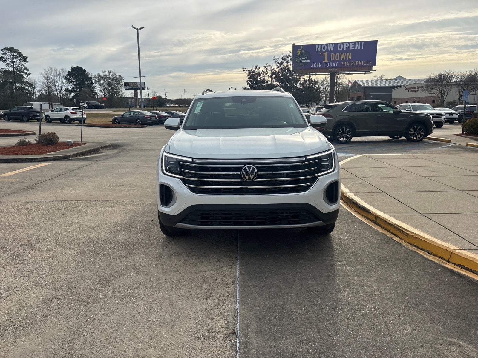 2026 Volkswagen Atlas 2.0T SE w/Technology