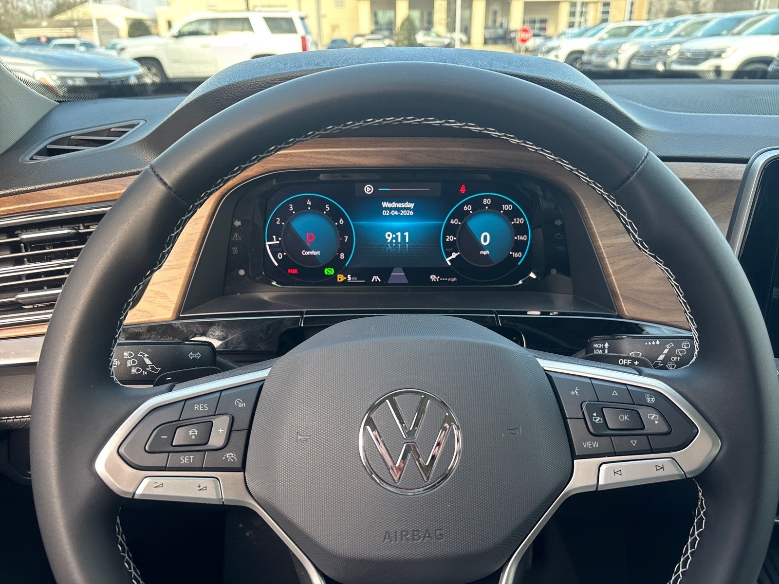 2026 Volkswagen Atlas 2.0T SE w/Technology