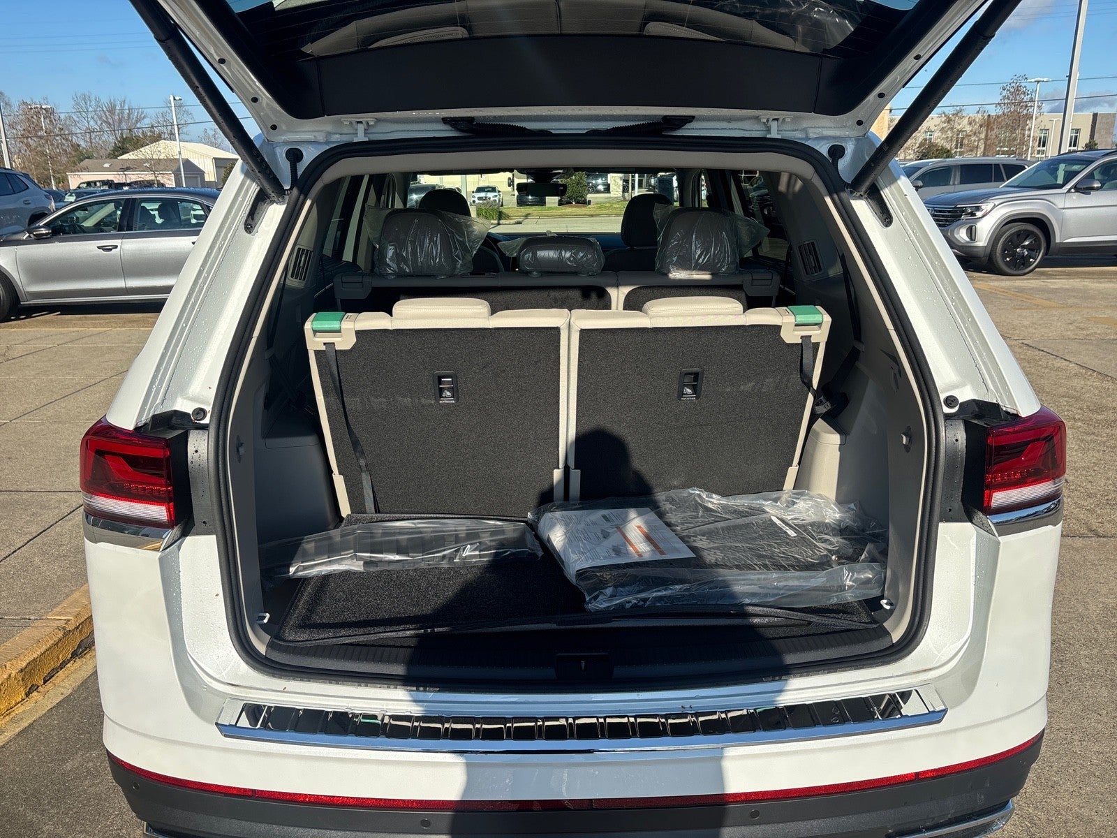 2026 Volkswagen Atlas 2.0T SE w/Technology