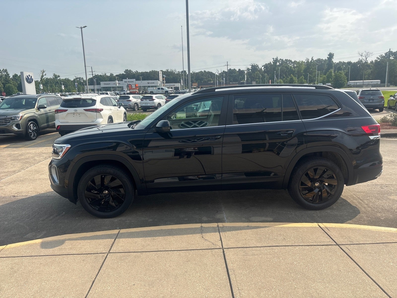 2026 Volkswagen Atlas 2.0T SE w/Technology