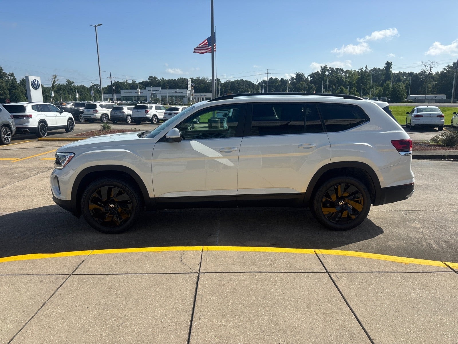 2026 Volkswagen Atlas 2.0T SE w/Technology
