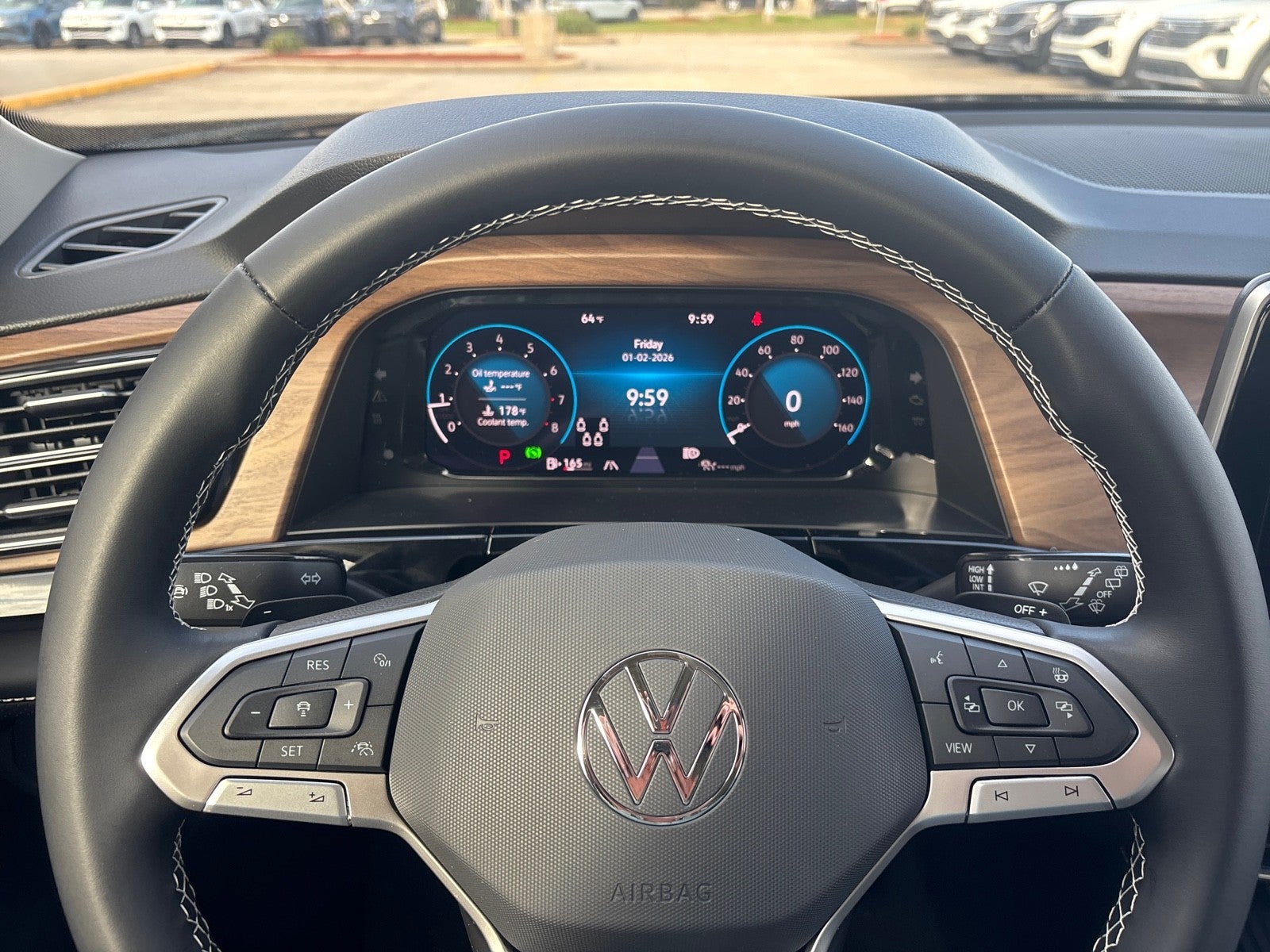 2026 Volkswagen Atlas 2.0T SE w/Technology