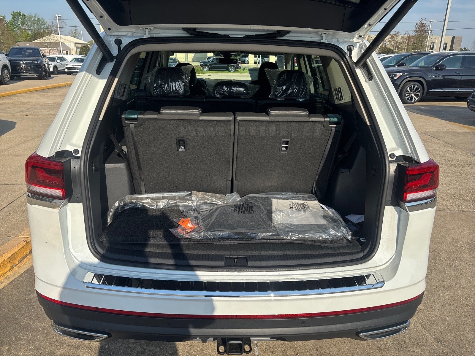 2026 Volkswagen Atlas 2.0T SE w/Technology