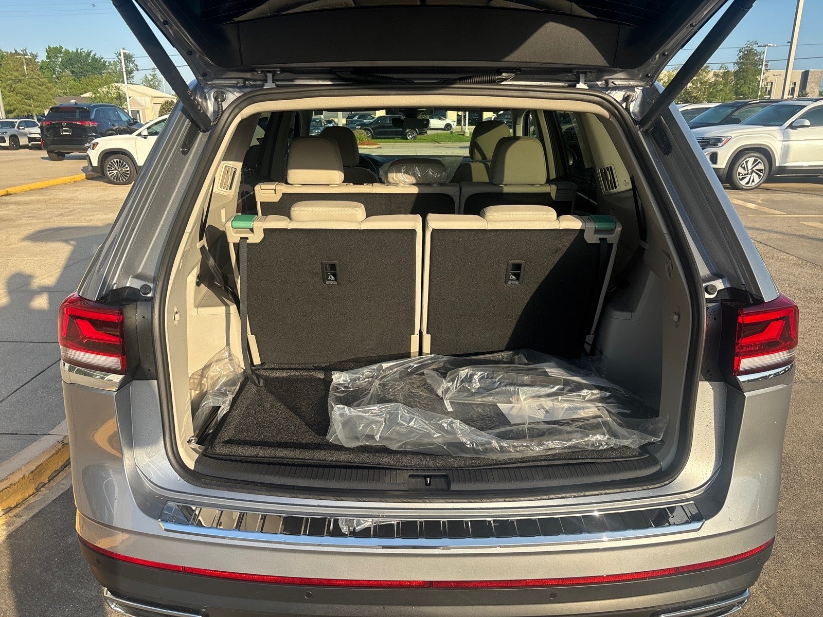 2026 Volkswagen Atlas 2.0T SE w/Technology