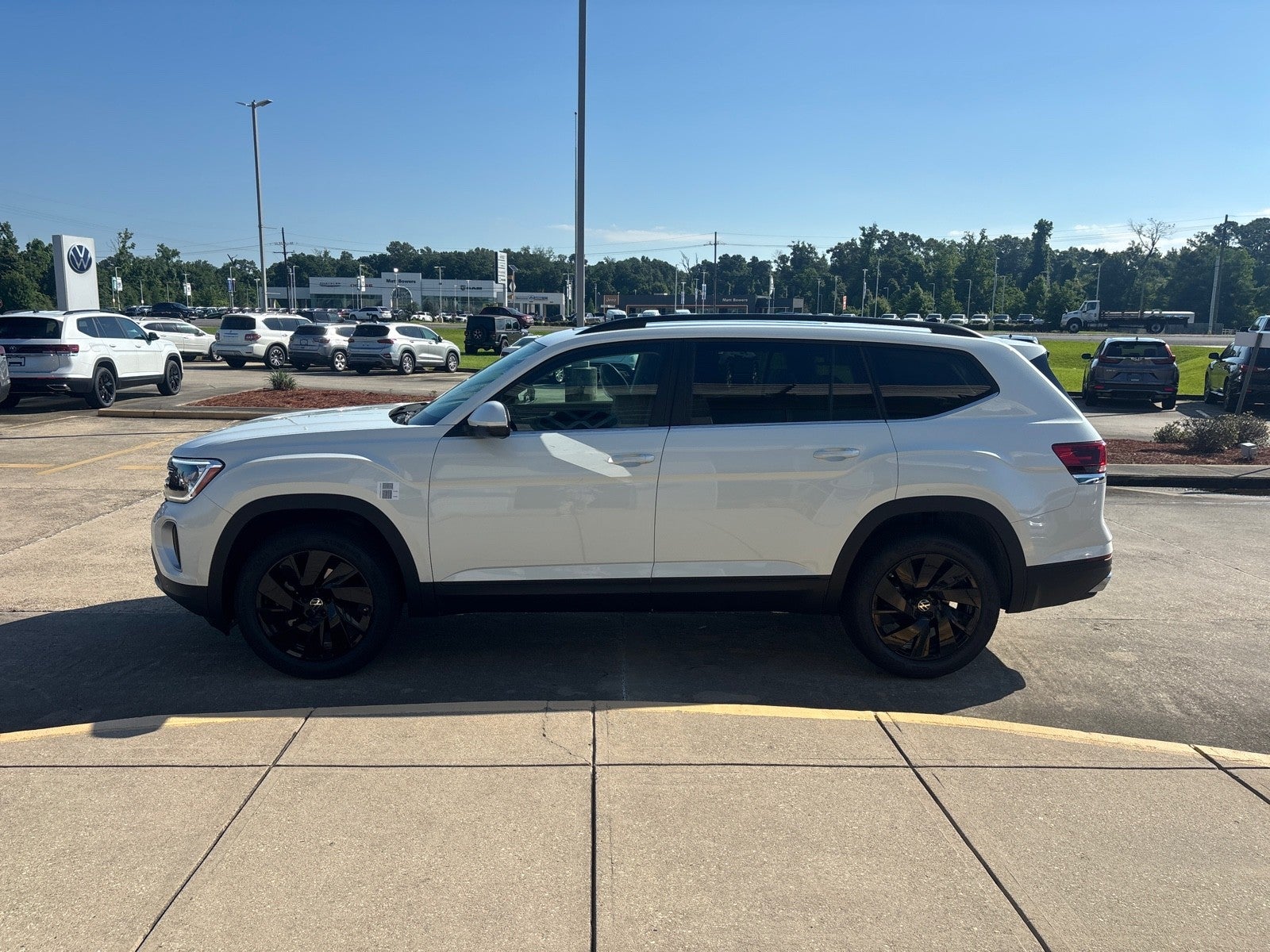 2026 Volkswagen Atlas 2.0T SE w/Technology