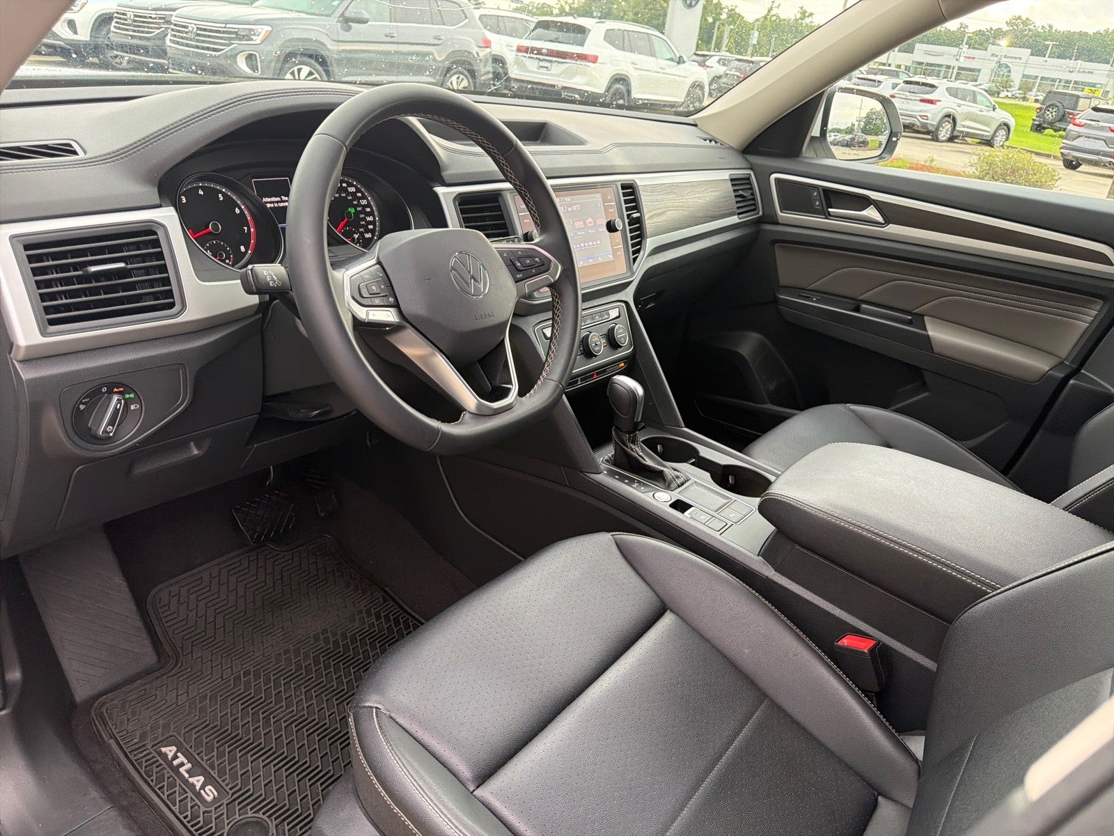 2021 Volkswagen Atlas 3.6L V6 SE w/Technology