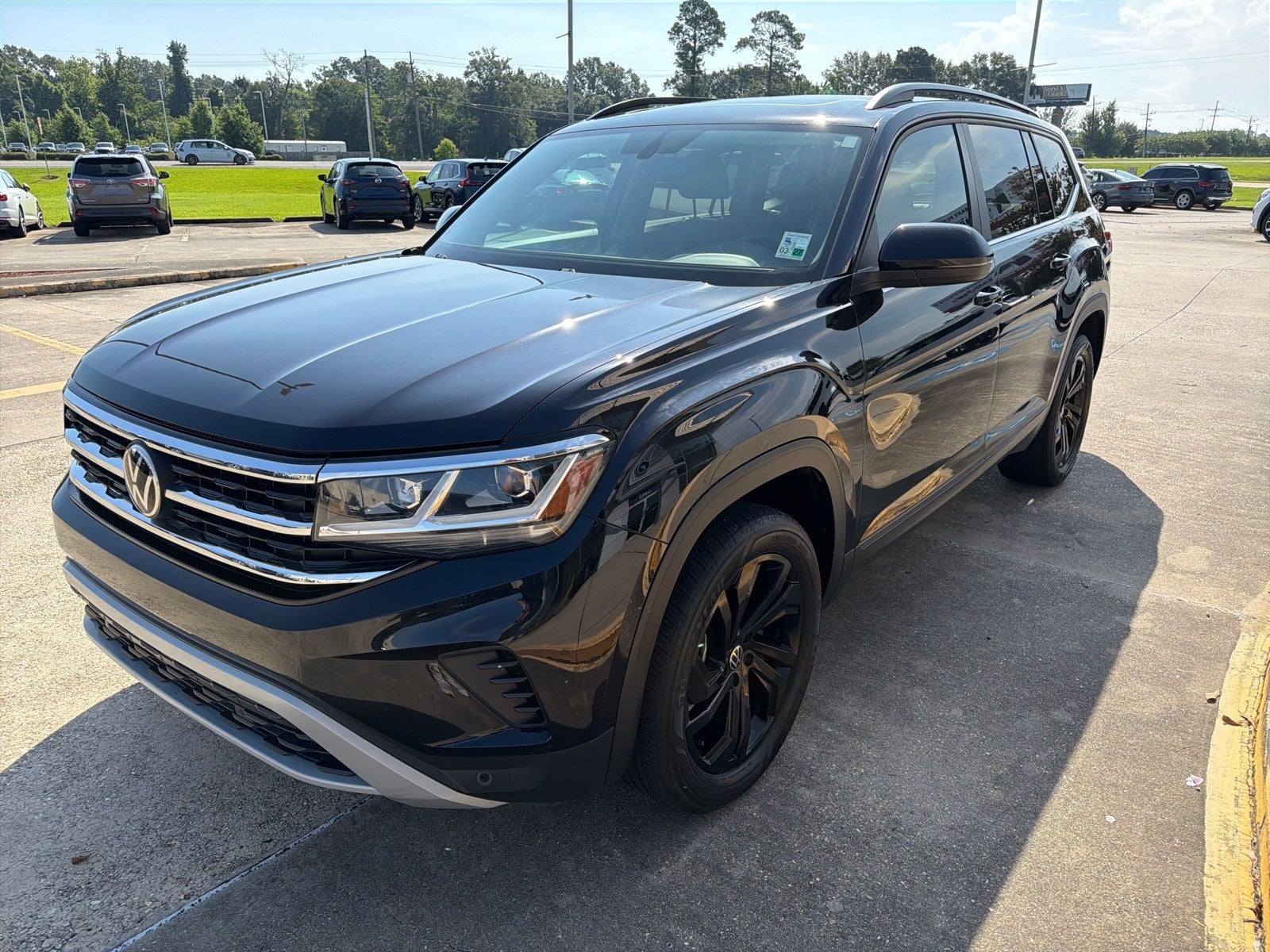 2022 Volkswagen Atlas 3.6L V6 SE w/Technology