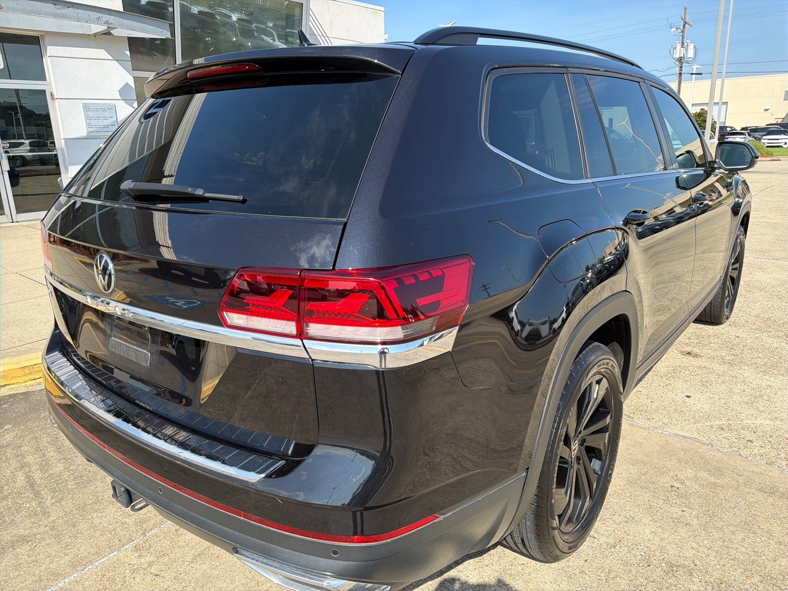 2022 Volkswagen Atlas 3.6L V6 SE w/Technology