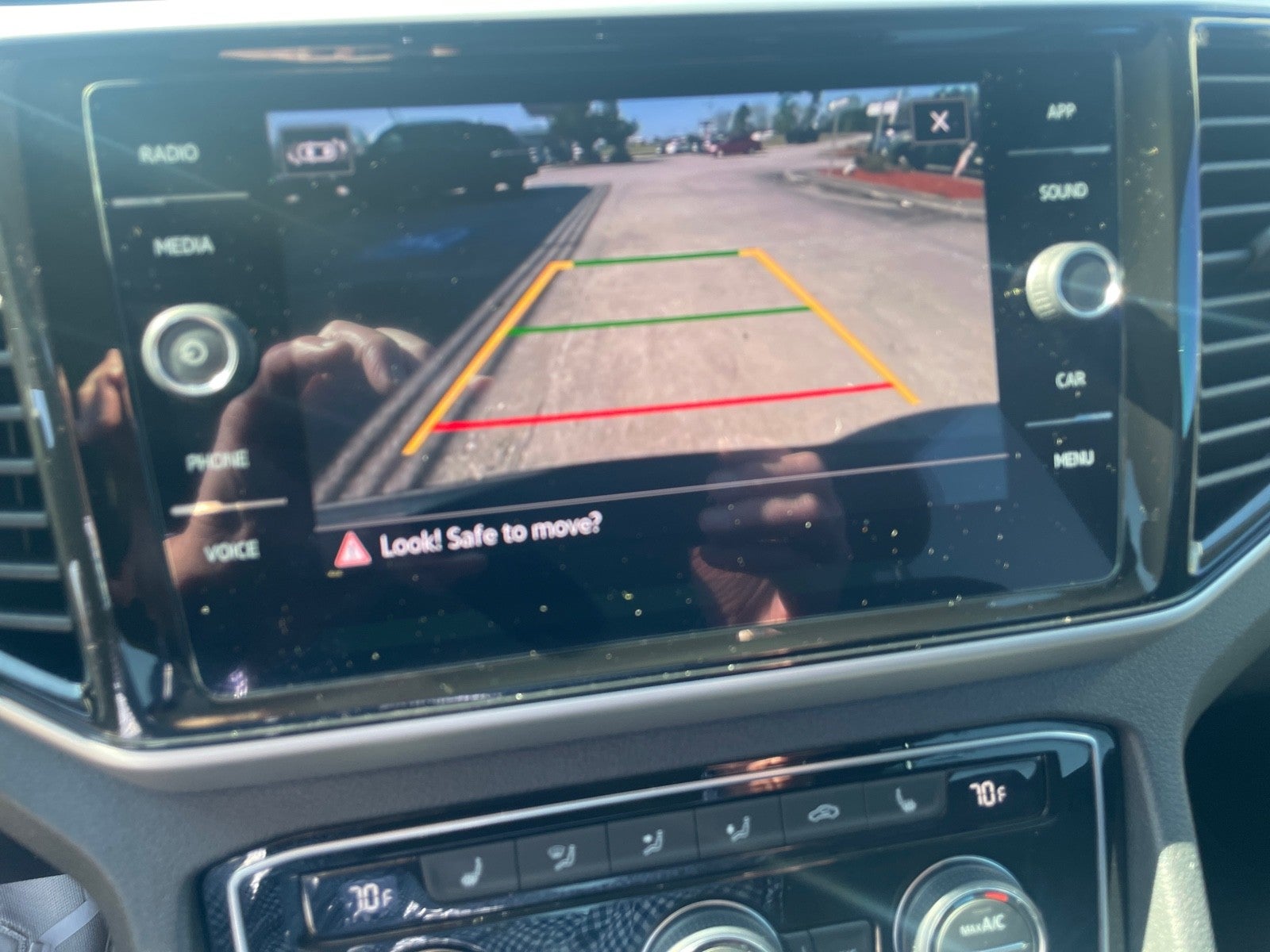 2023 Volkswagen Atlas 3.6L V6 SE w/Technology