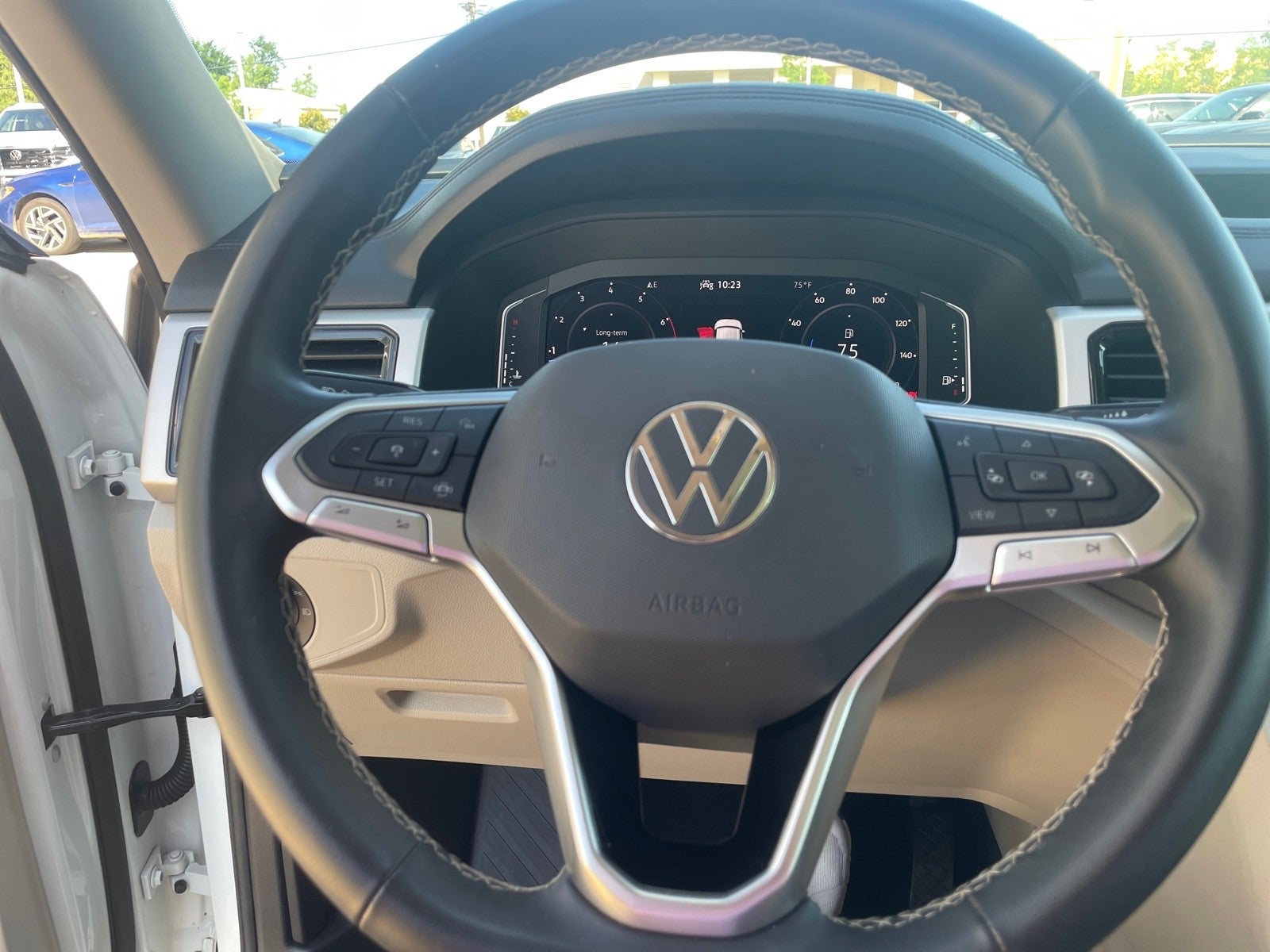 2022 Volkswagen Atlas 3.6L V6 SE w/Technology