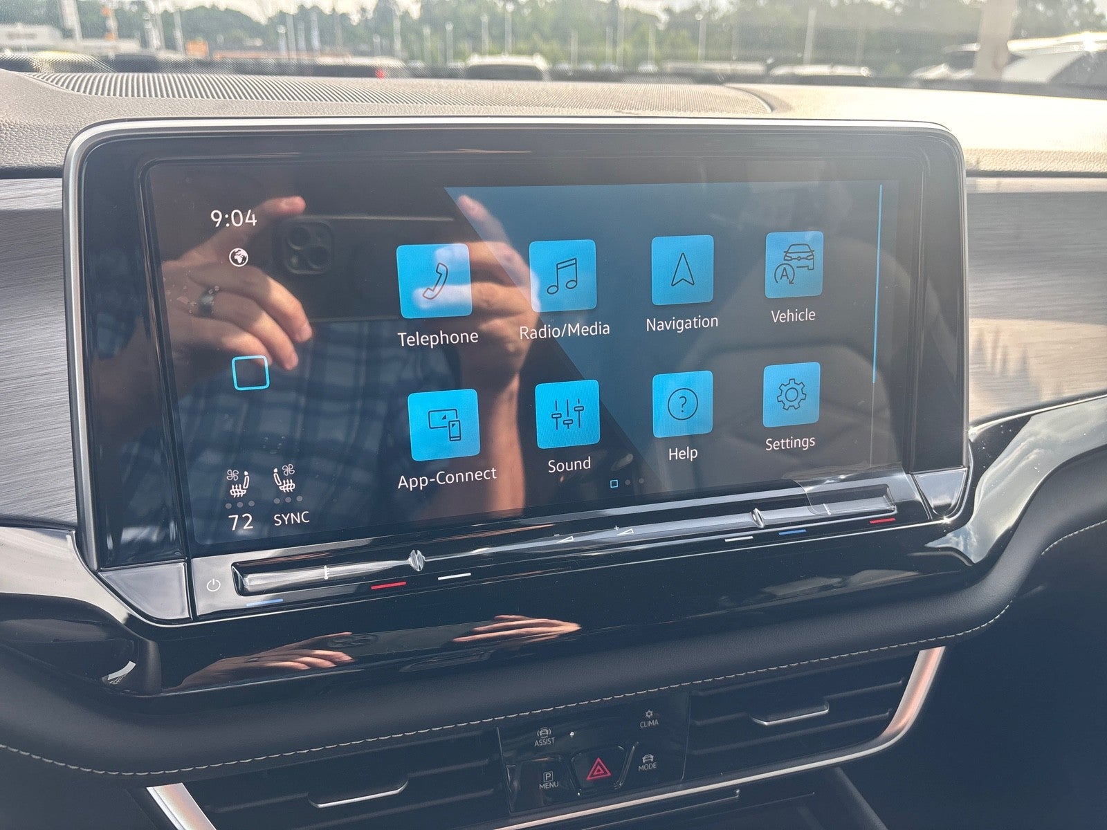 2026 Volkswagen Atlas Cross Sport 2.0T SE w/Technology