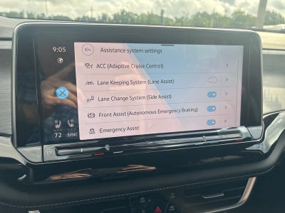 2026 Volkswagen Atlas Cross Sport 2.0T SE w/Technology