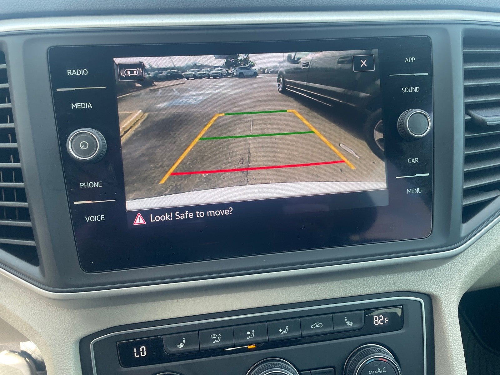 2021 Volkswagen Atlas 3.6L V6 SE w/Technology