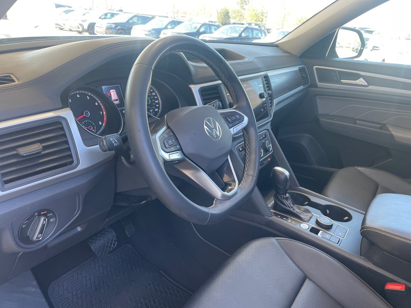 2021 Volkswagen Atlas 3.6L V6 SE w/Technology