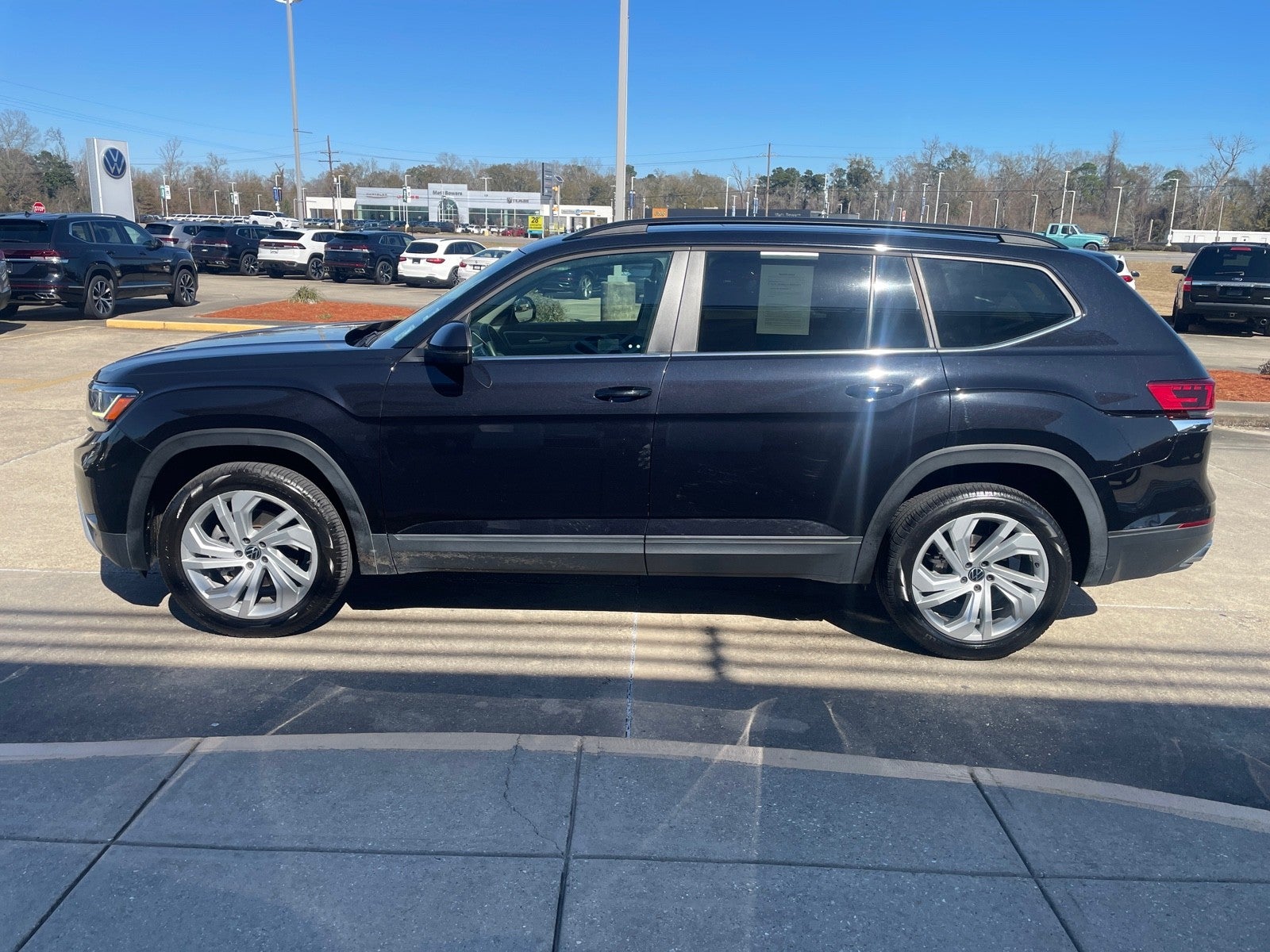 2021 Volkswagen Atlas 3.6L V6 SE w/Technology