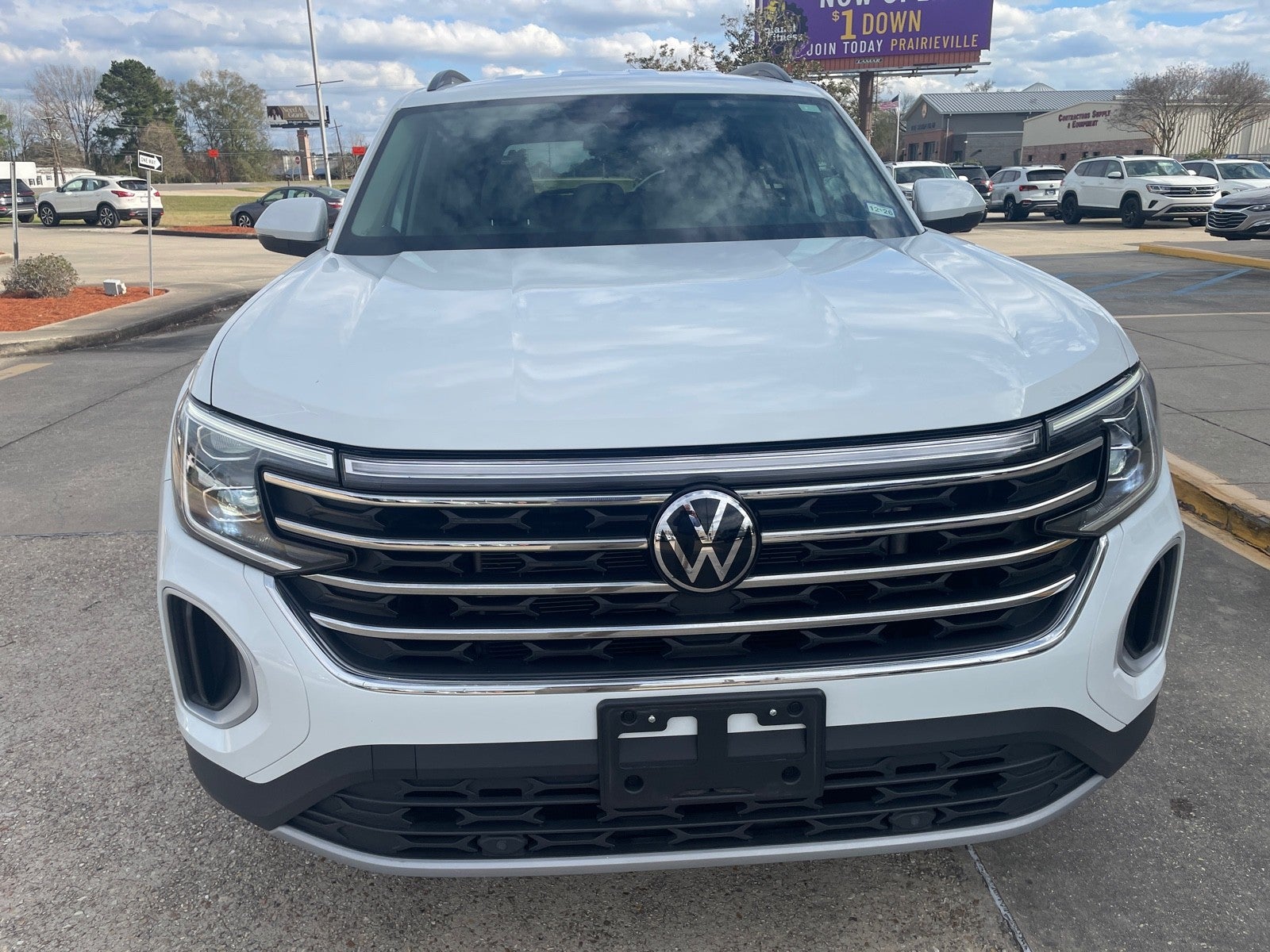 2025 Volkswagen Atlas 2.0T SE