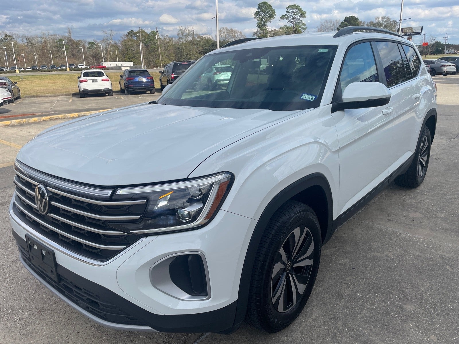 2025 Volkswagen Atlas 2.0T SE