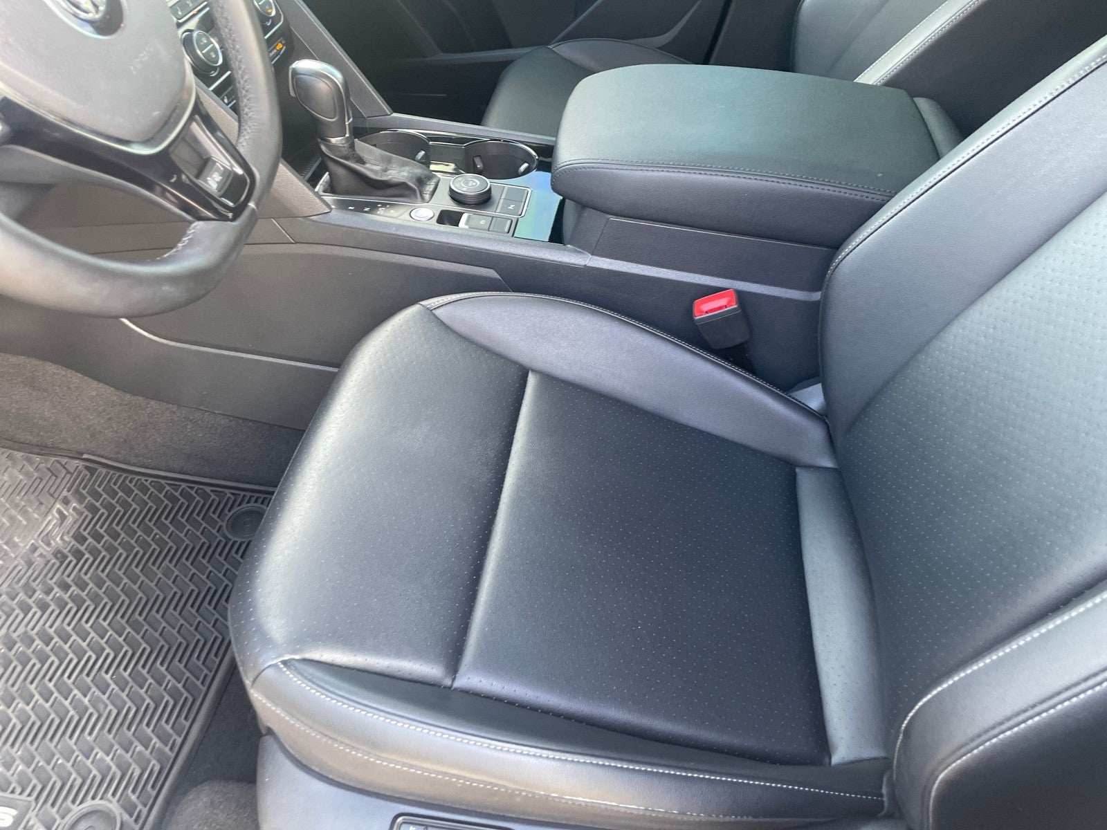 2019 Volkswagen Atlas 3.6L V6 SEL R-Line