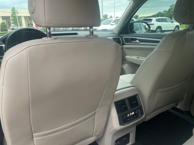 2021 Volkswagen Atlas 3.6L V6 SE w/Technology R-Line