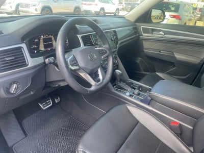 2022 Volkswagen Atlas 3.6L V6 SEL R-Line Black