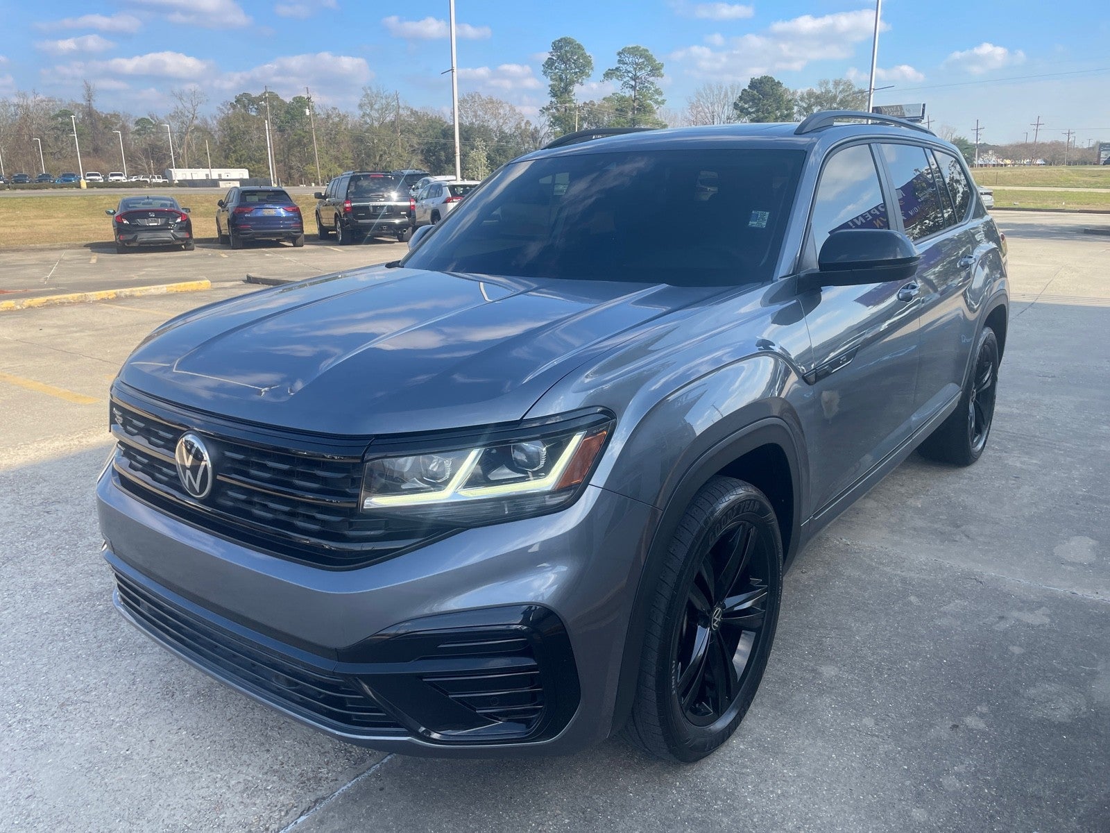 2022 Volkswagen Atlas 3.6L V6 SEL R-Line Black