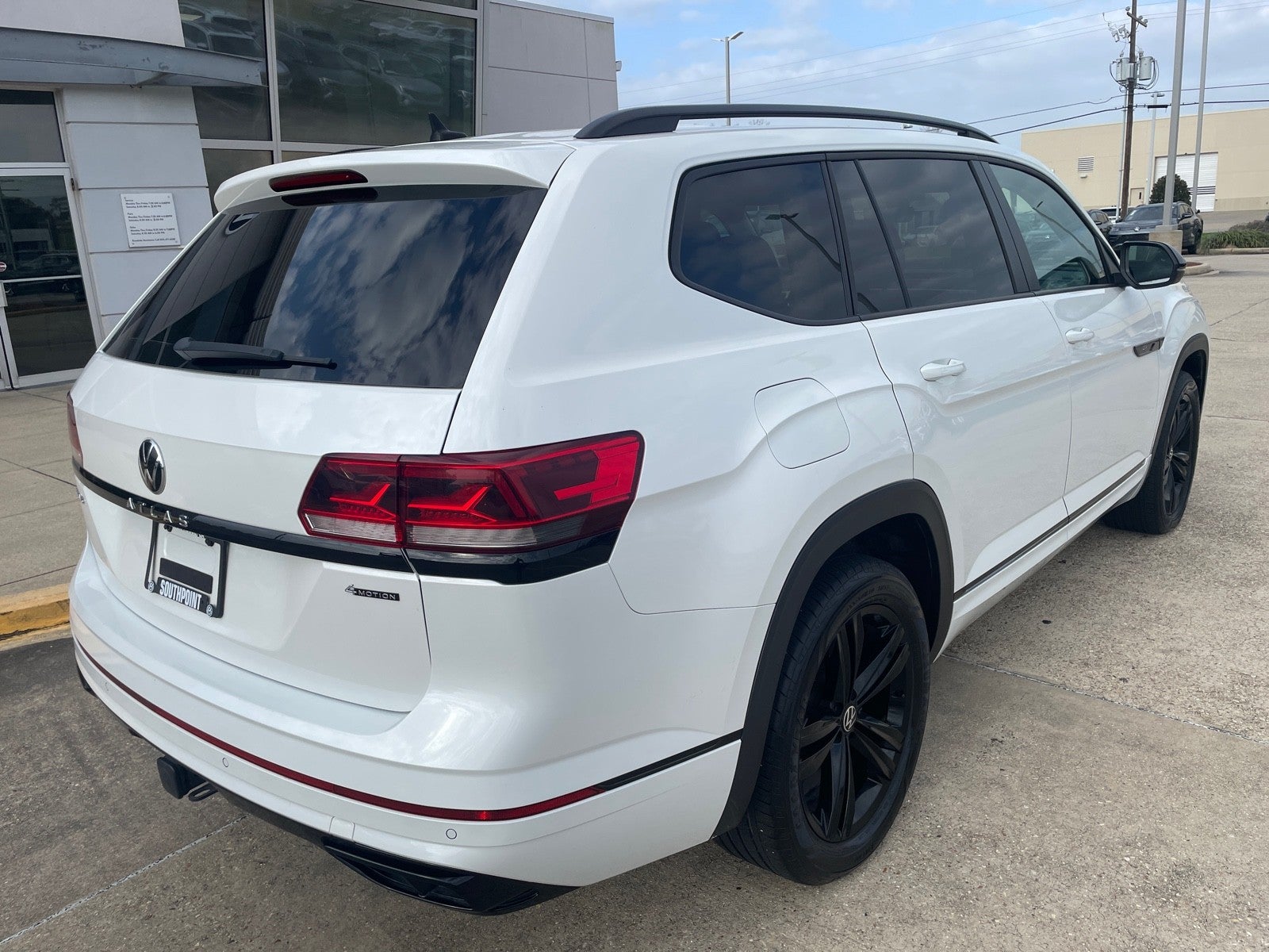 2023 Volkswagen Atlas 3.6L V6 SEL R-Line Black