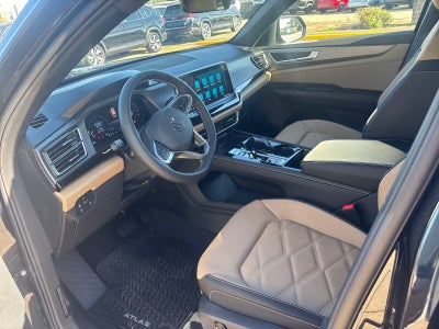 2026 Volkswagen Atlas Cross Sport 2.0T SE w/Technology