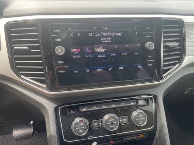 2022 Volkswagen Atlas Cross Sport 2.0T SE w/Technology