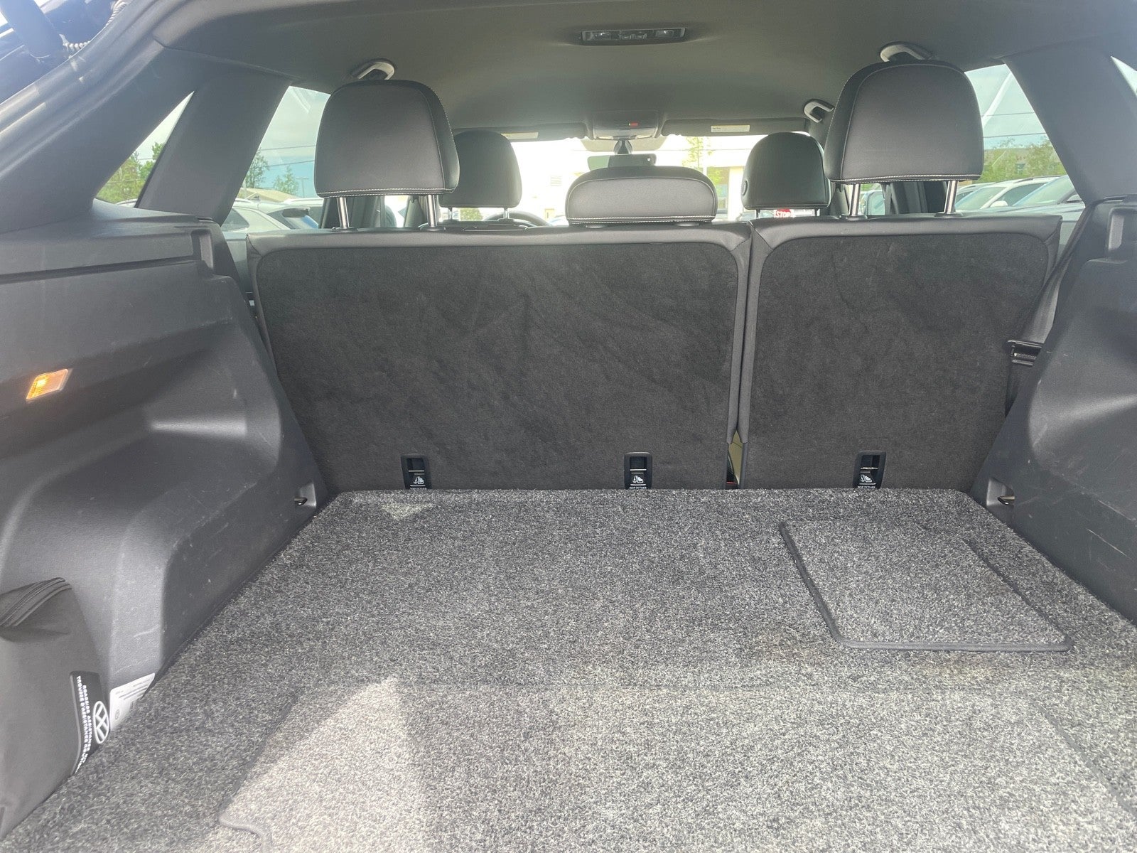 2022 Volkswagen Atlas Cross Sport 2.0T SE w/Technology