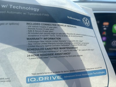 2026 Volkswagen Atlas Cross Sport 2.0T SE w/Technology