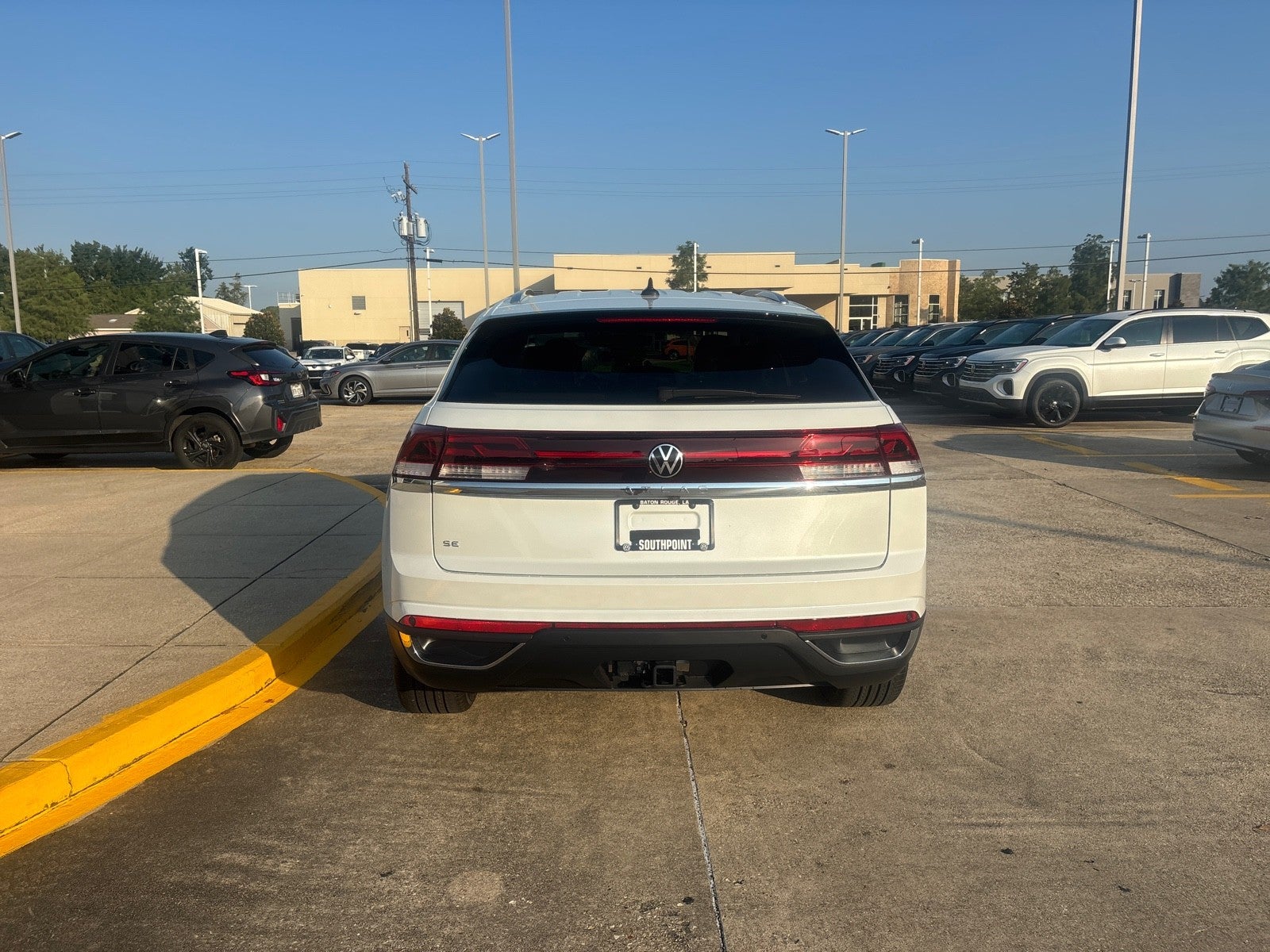 2026 Volkswagen Atlas Cross Sport 2.0T SE w/Technology