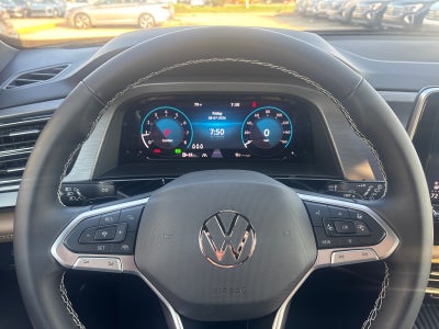2026 Volkswagen Atlas Cross Sport 2.0T SE w/Technology