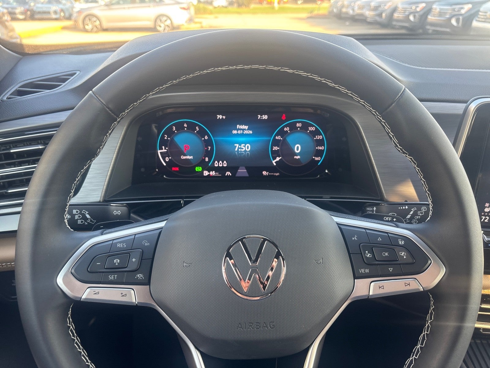 2026 Volkswagen Atlas Cross Sport 2.0T SE w/Technology