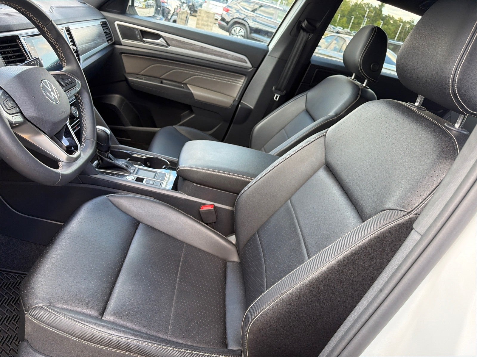 2023 Volkswagen Atlas Cross Sport 2.0T SE w/Technology