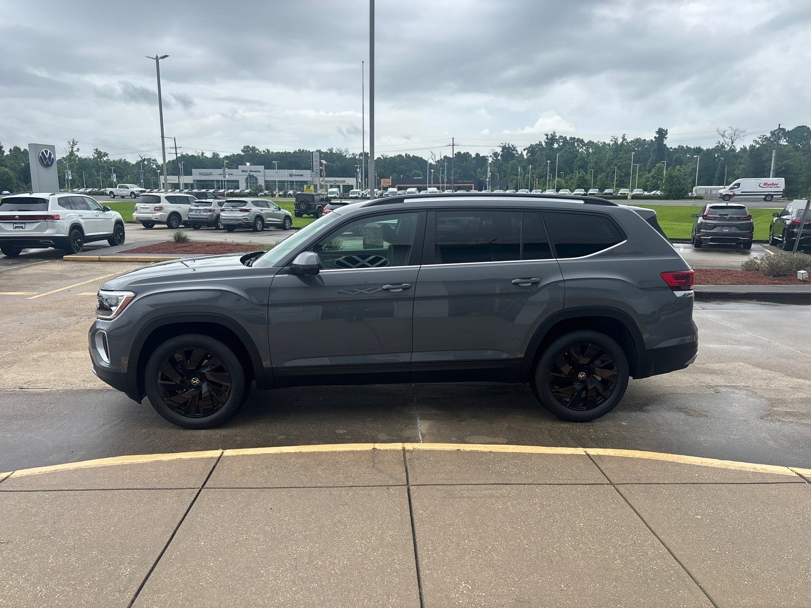 2026 Volkswagen Atlas 2.0T SE w/Technology