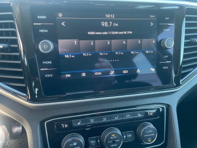 2023 Volkswagen Atlas 3.6L V6 SE w/Technology