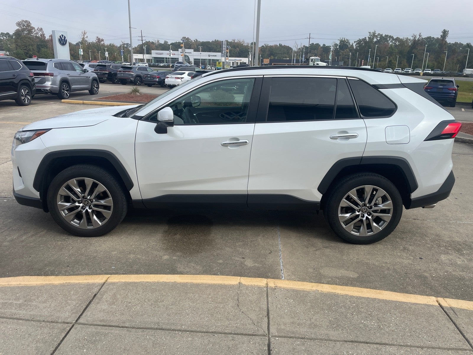 2023 Toyota RAV4 Limited