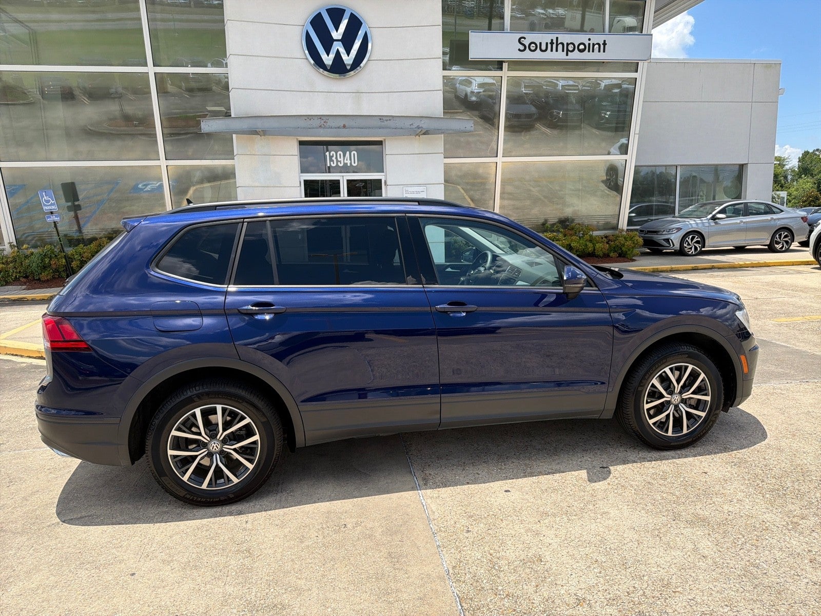 2021 Volkswagen Tiguan 2.0T S's photo