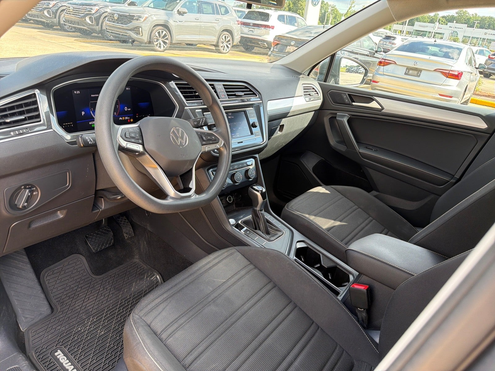 2022 Volkswagen Tiguan S