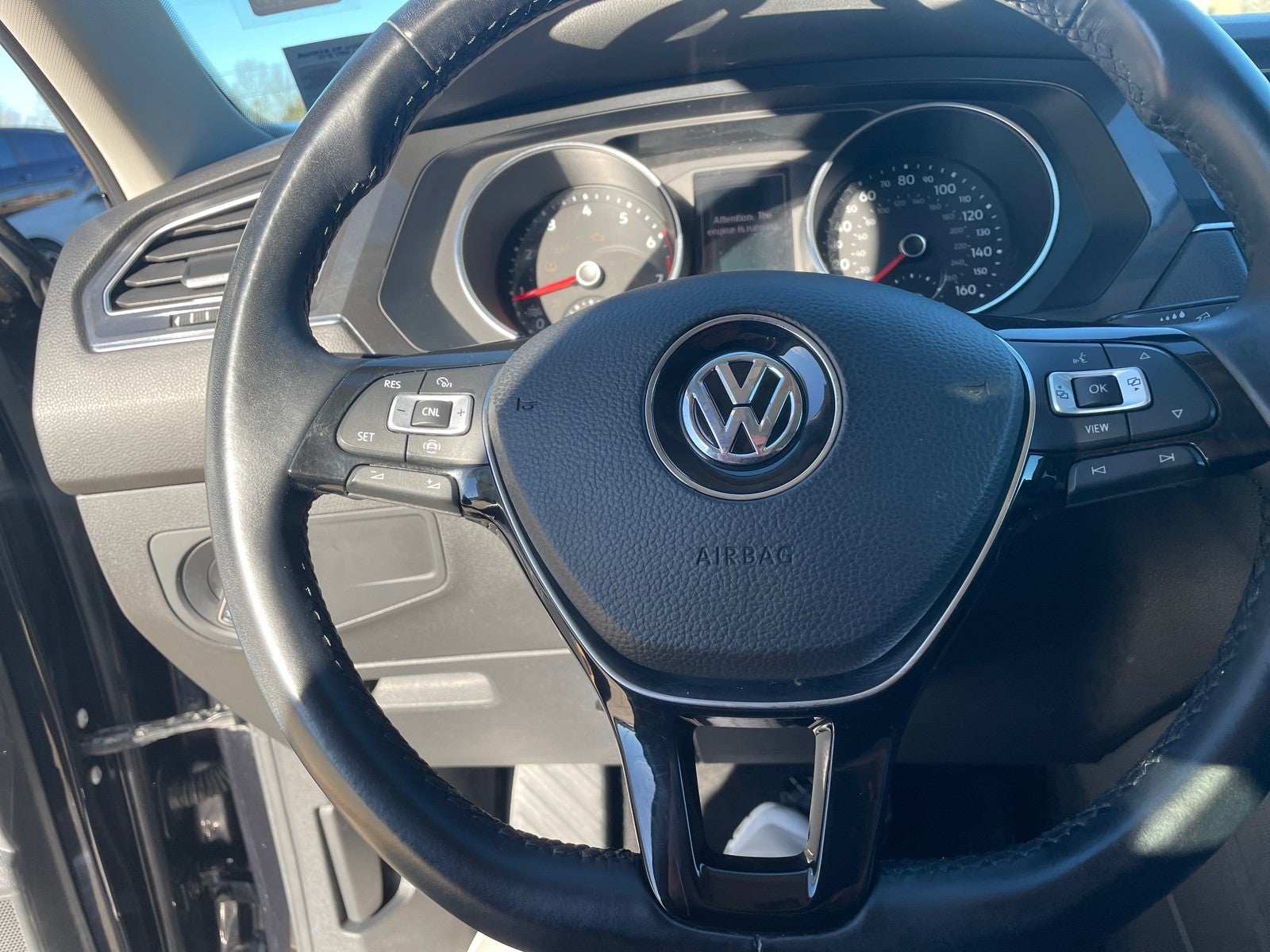 2019 Volkswagen Tiguan SE