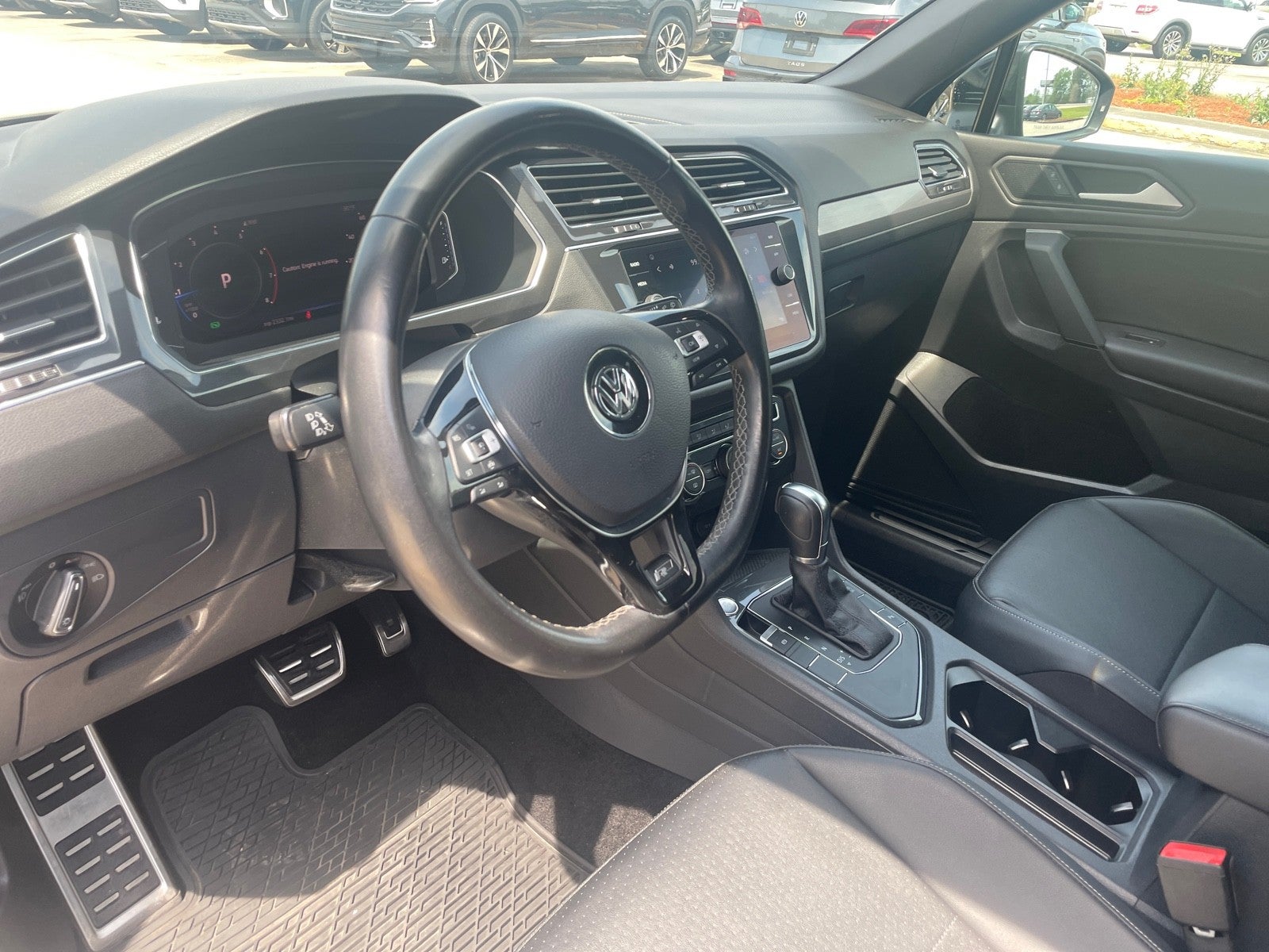 2019 Volkswagen Tiguan SEL R-Line Black