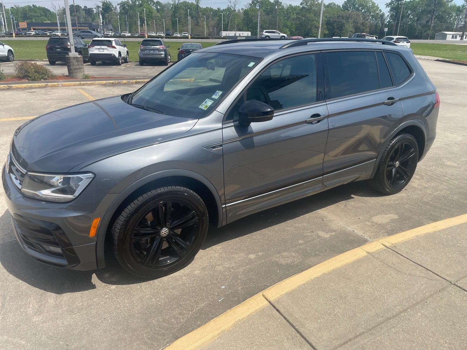 2019 Volkswagen Tiguan SEL R-Line Black