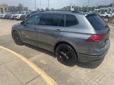 2019 Volkswagen Tiguan SEL R-Line Black