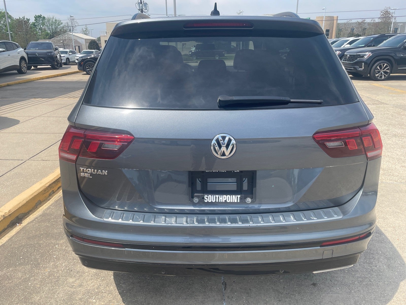2019 Volkswagen Tiguan SEL R-Line Black