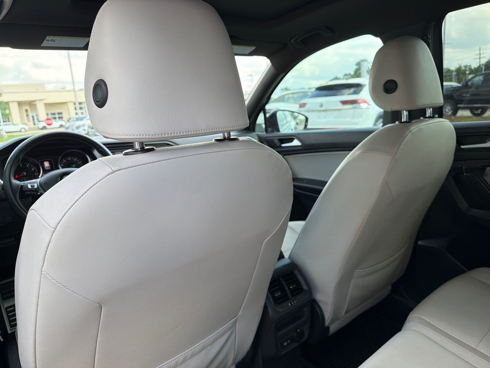 2021 Volkswagen Tiguan SE R-Line Black