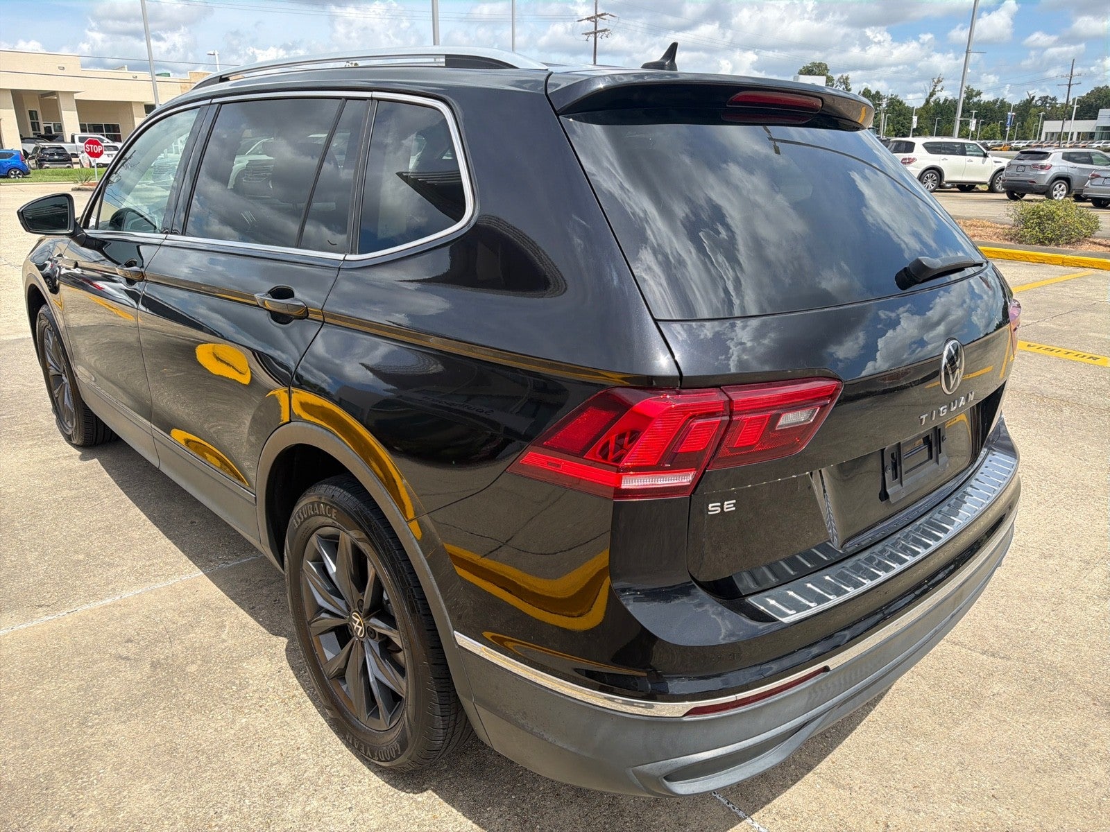 2024 Volkswagen Tiguan SE