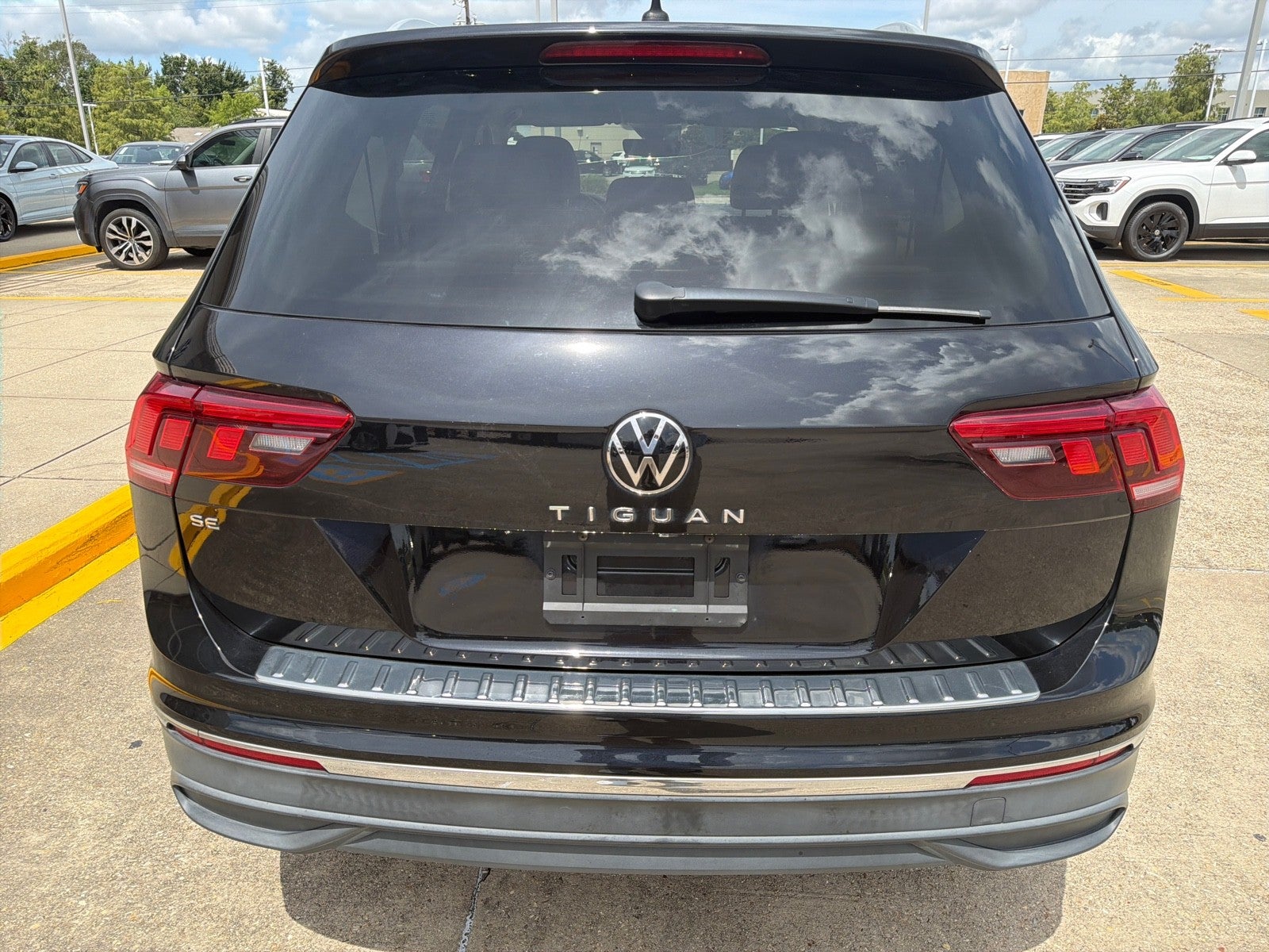 2024 Volkswagen Tiguan SE