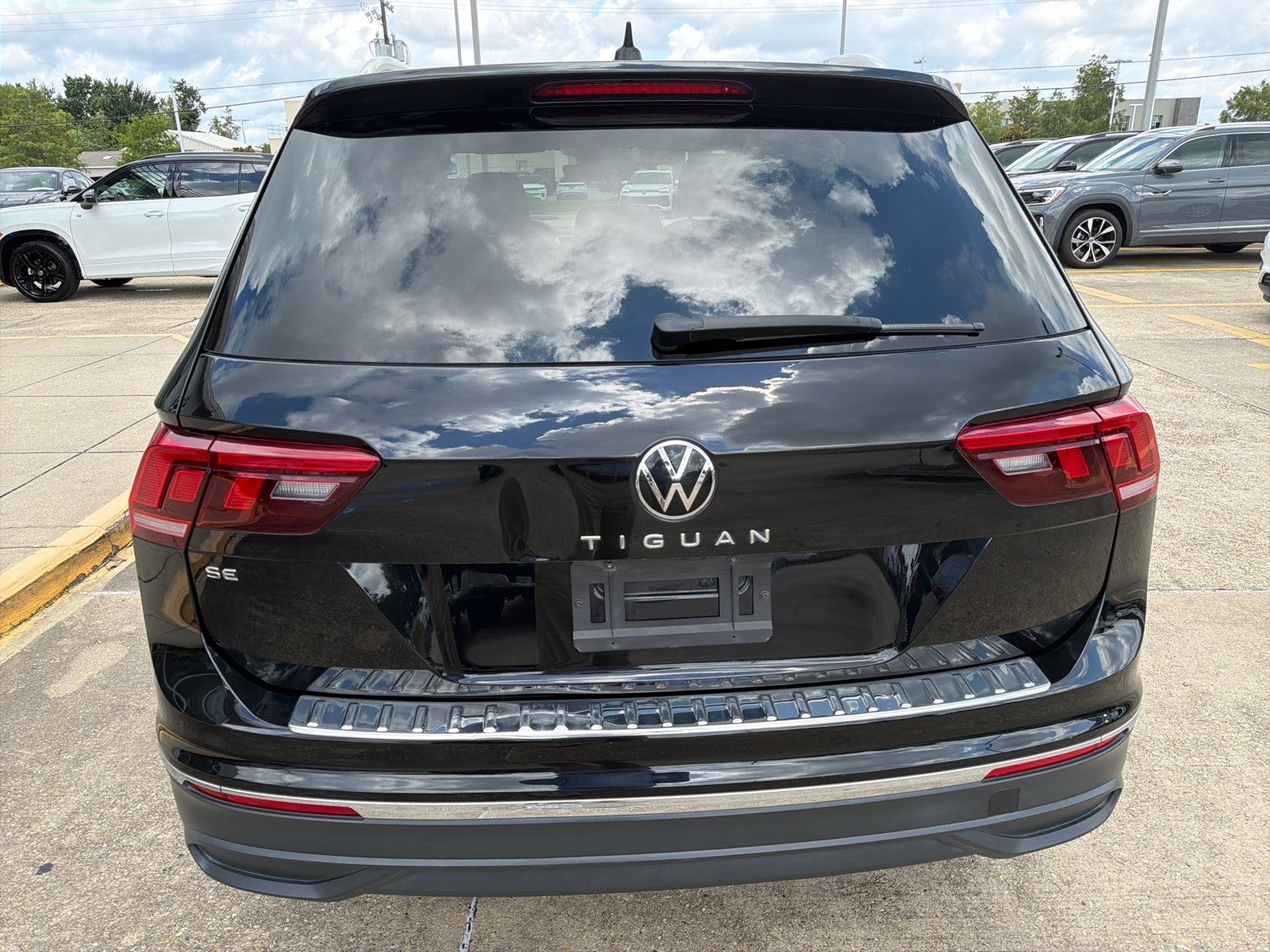 2024 Volkswagen Tiguan SE