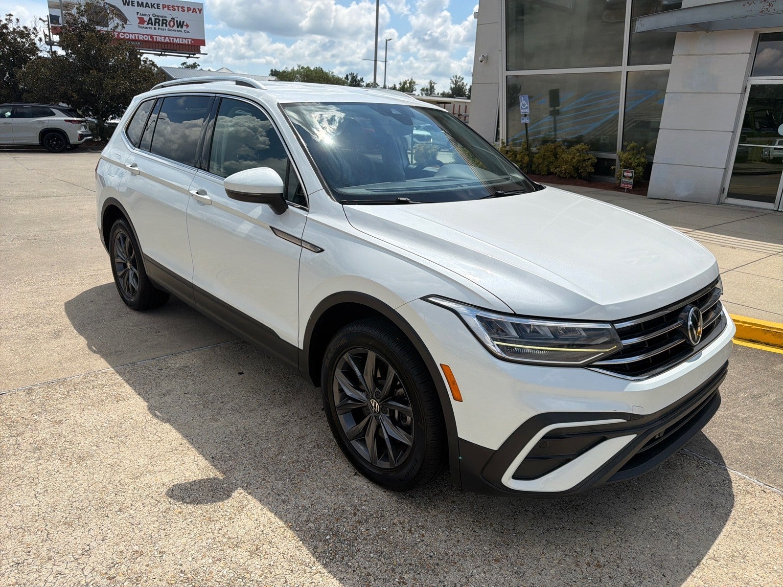 2023 Volkswagen Tiguan SE