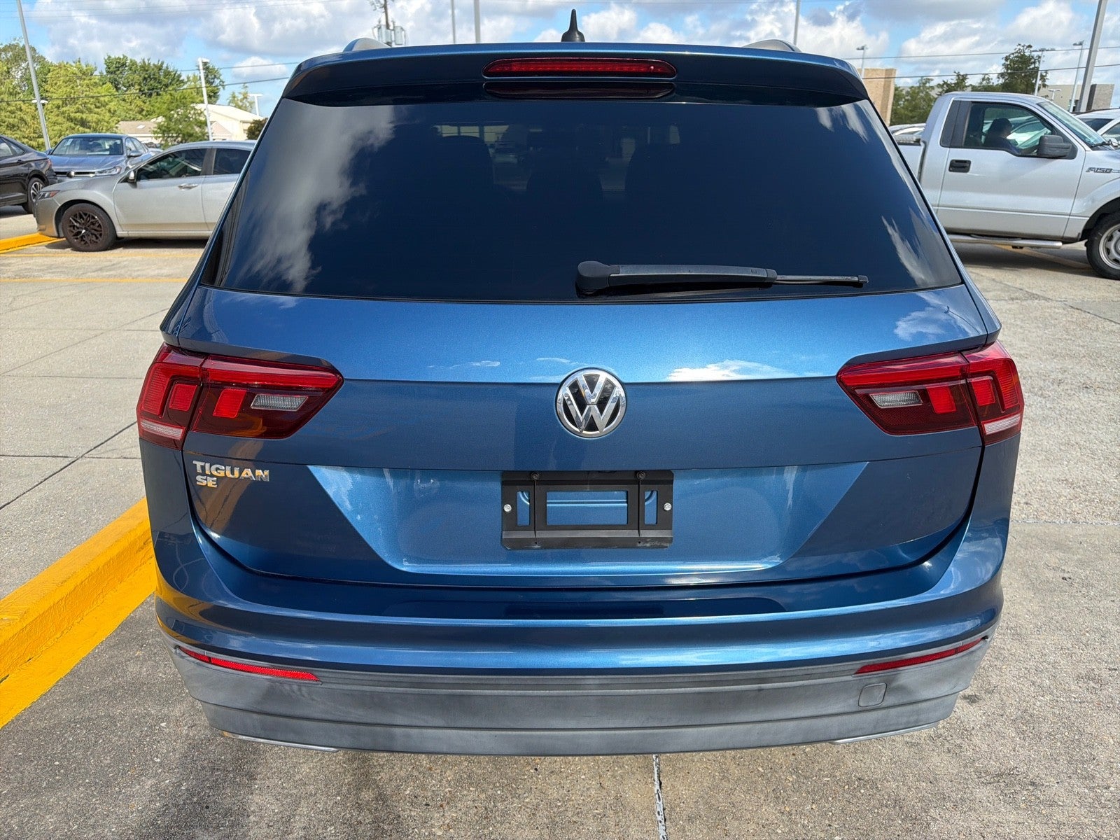 2019 Volkswagen Tiguan SE